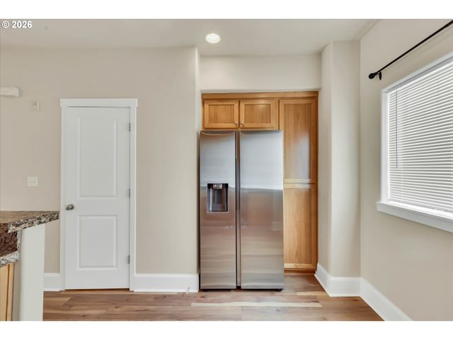 18465 Sw STEPPING STONE Dr 10, Beaverton, OR 97003