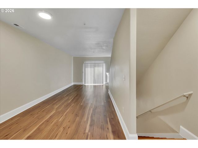 18465 Sw STEPPING STONE Dr 10, Beaverton, OR 97003