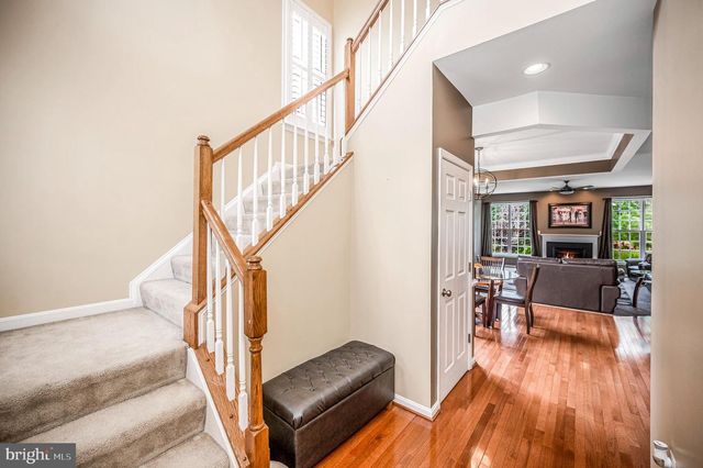 15217 SANTANDER DR, Gainesville, VA 20155