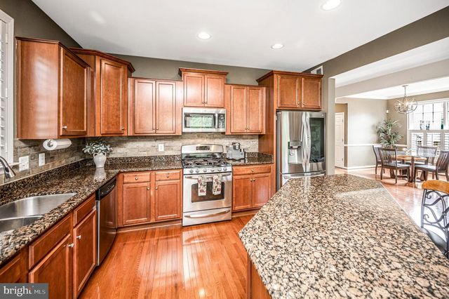 15217 SANTANDER DR, Gainesville, VA 20155
