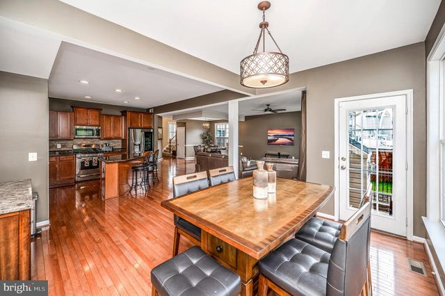 15217 SANTANDER DR, Gainesville, VA 20155