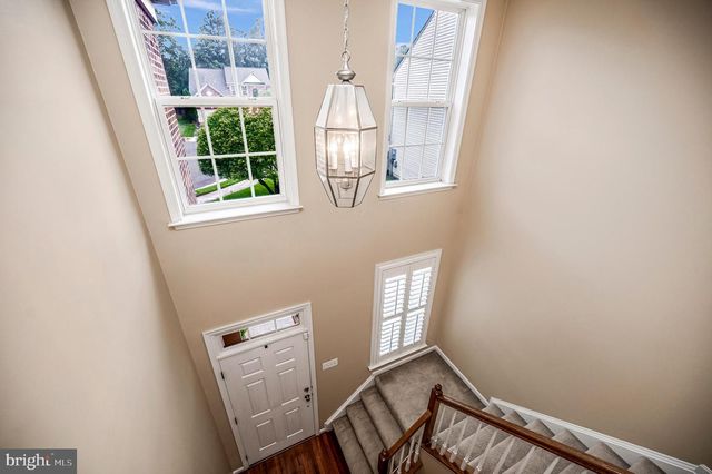 15217 SANTANDER DR, Gainesville, VA 20155