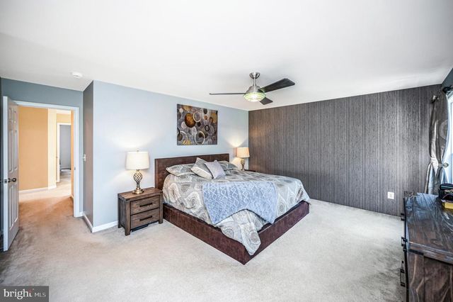 15217 SANTANDER DR, Gainesville, VA 20155