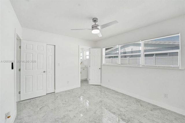 6442 Oak St, Hollywood, FL 33024