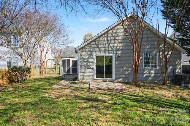 10132 Orchard Grass Court, Charlotte, NC 28278