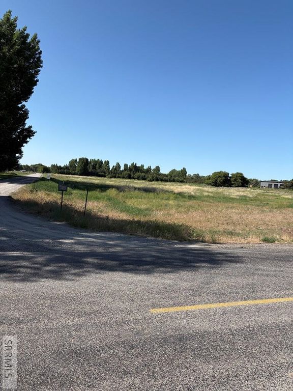 Image 2 of property listing at 4755 E 200 N, Rigby, ID 83442