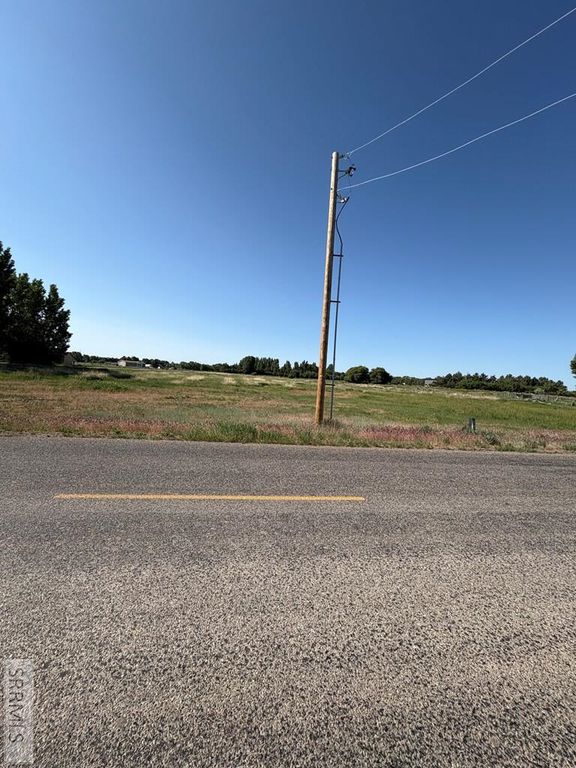 Image 3 of property listing at 4755 E 200 N, Rigby, ID 83442