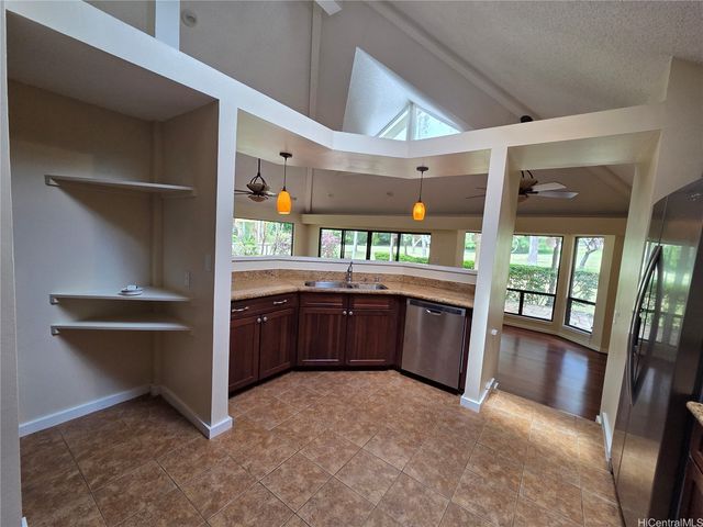 367 Holokai Place, Honolulu, HI 96825