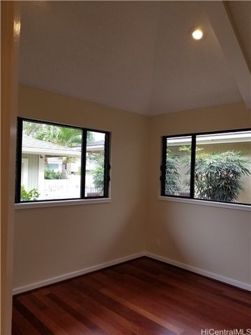 367 Holokai Place, Honolulu, HI 96825