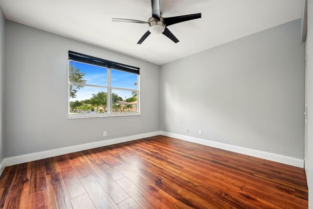 3460 Commodore Court, West Palm Beach, FL 33411