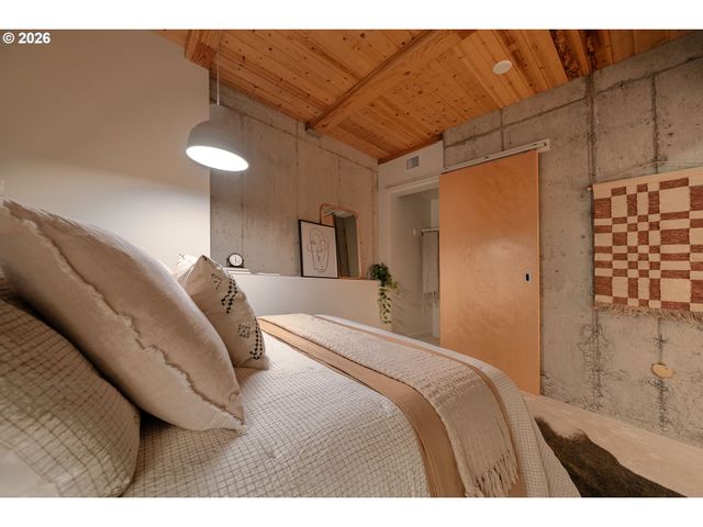 4216 N MISSISSIPPI Ave 207, Portland, OR 97217