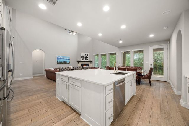 428 Montalcino LN, Georgetown, TX 78628