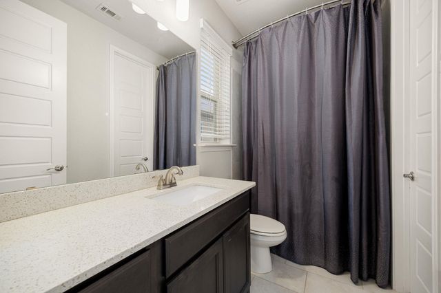 428 Montalcino LN, Georgetown, TX 78628
