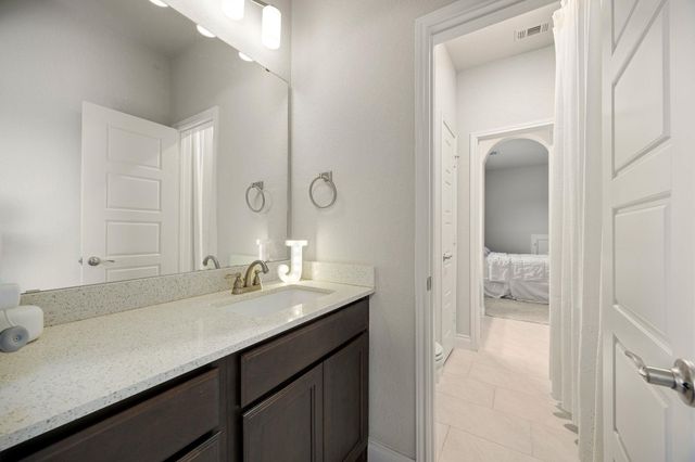 428 Montalcino LN, Georgetown, TX 78628