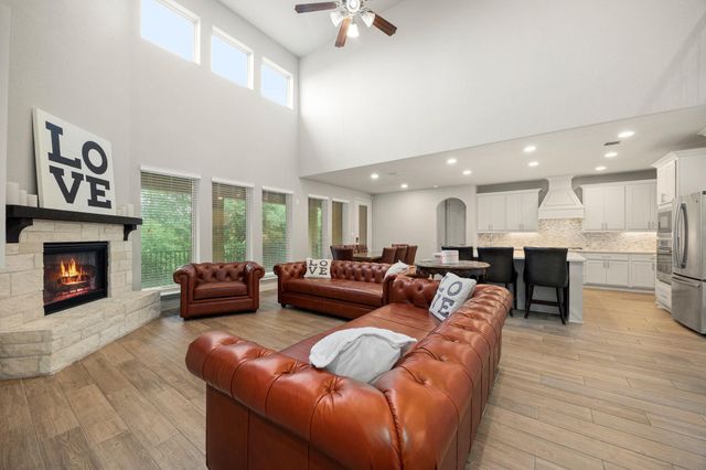 428 Montalcino LN, Georgetown, TX 78628