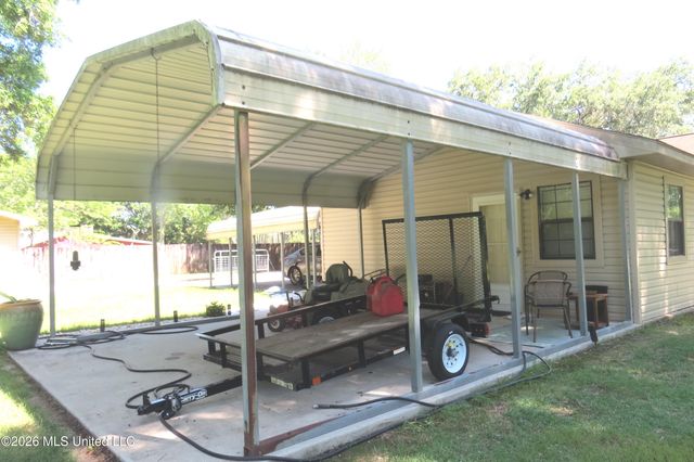14708 Parker Road, Biloxi, MS 39532