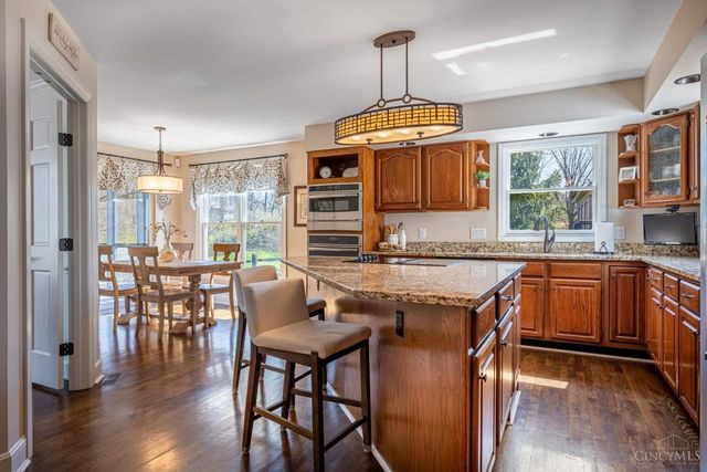 7945 Woodglen Drive, West Chester, OH 45069