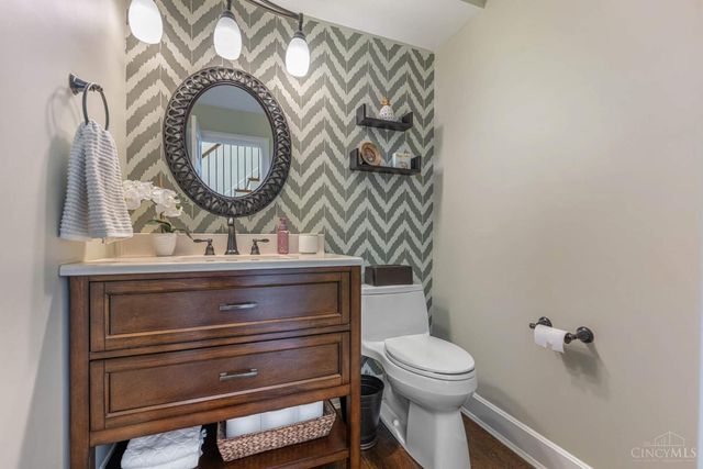7945 Woodglen Drive, West Chester, OH 45069