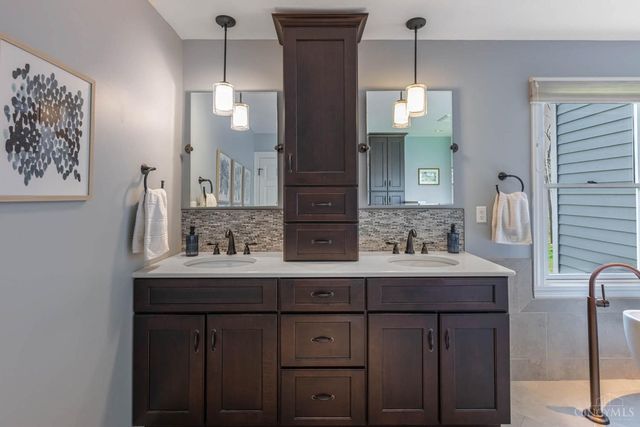 7945 Woodglen Drive, West Chester, OH 45069