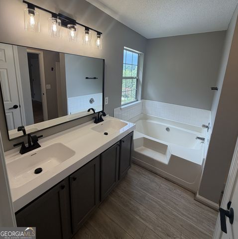 3917 Creek Shoals Lane, Ellenwood, GA 30294