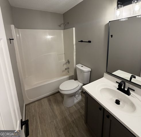 3917 Creek Shoals Lane, Ellenwood, GA 30294