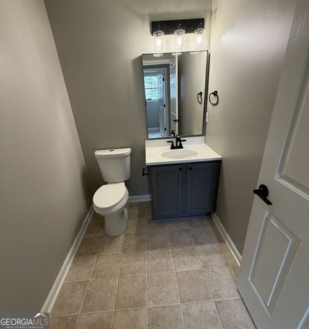 3917 Creek Shoals Lane, Ellenwood, GA 30294