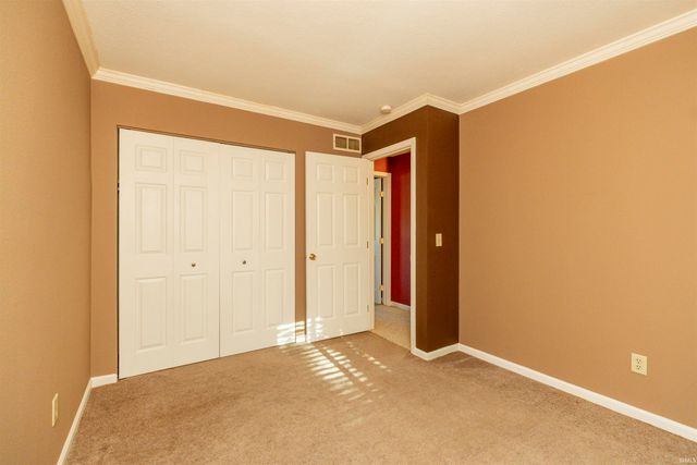 135 W Leyte Avenue, Mishawaka, IN 46545