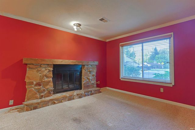 135 W Leyte Avenue, Mishawaka, IN 46545