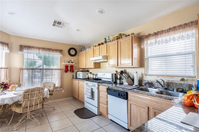 1563 Raining Hills Street, Henderson, NV 89052