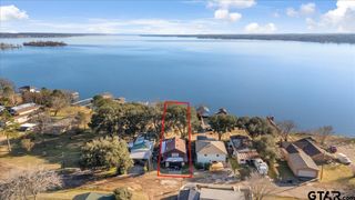 21320 Southwind Dr, Chandler, TX 75758