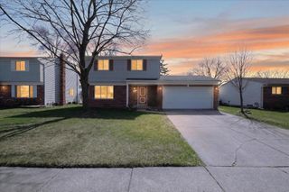 13074 Churchill Drive, Sterling Heights, MI 48313