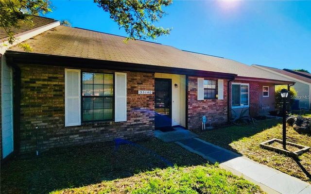 35140 WHISPERING OAKS BOULEVARD, Dade City, FL 33523