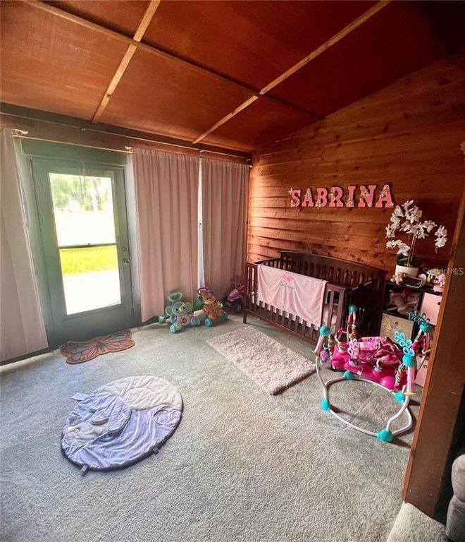 Image 14 of property listing at 35140 WHISPERING OAKS BOULEVARD, Dade City, FL 33523