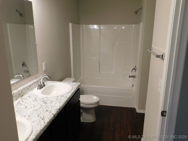 11425 S 240th East Avenue, Broken Arrow, OK 74014