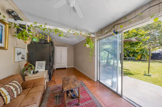 2326 Harding Street, Hollywood, FL 33020