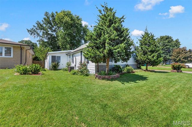 207 Marilyn Estates Drive, St Louis, MO 63123