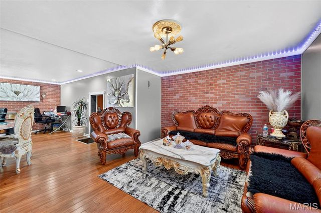 207 Marilyn Estates Drive, St Louis, MO 63123