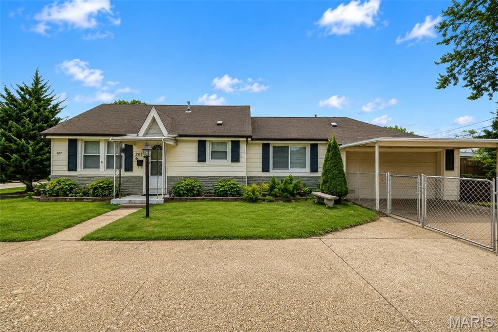 207 Marilyn Estates Drive, St Louis, MO 63123