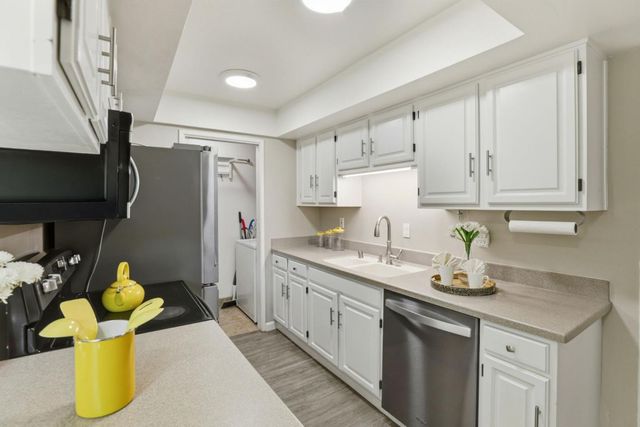 7124 Coral Gables Circle, San Jose, CA 95139