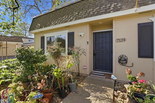 7124 Coral Gables Circle, San Jose, CA 95139