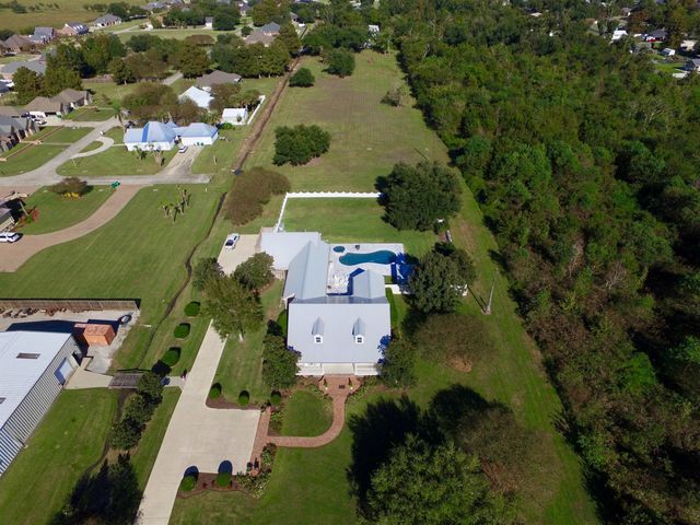 16153 Highway 3235, Cut Off, LA 70345