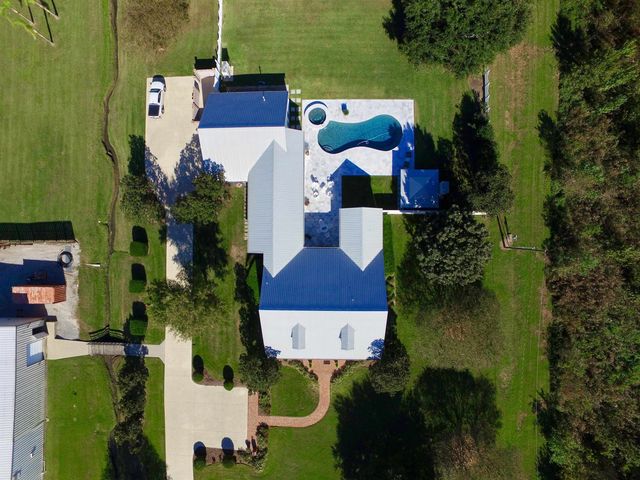 16153 Highway 3235, Cut Off, LA 70345