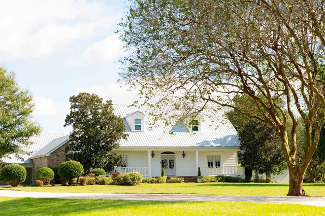 16153 Highway 3235, Cut Off, LA 70345