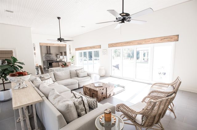 16153 Highway 3235, Cut Off, LA 70345