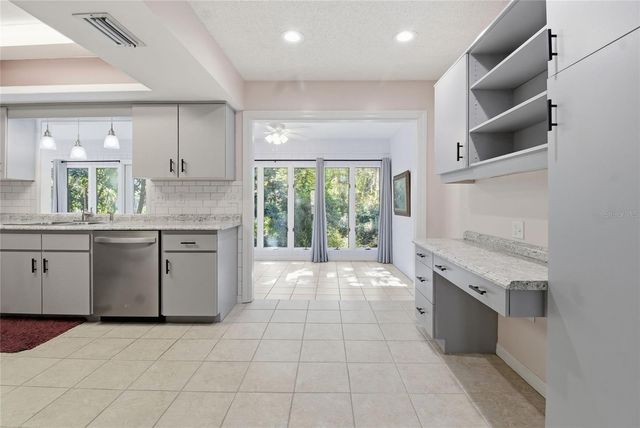 6773 TRAIL RIDGE DRIVE 6773, Lakeland, FL 33813