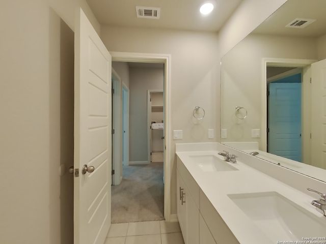 13511 Paxton, St Hedwig, TX 78152