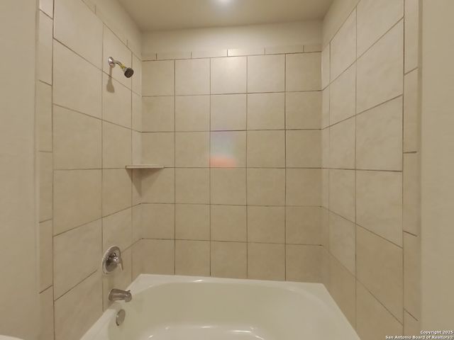 13511 Paxton, St Hedwig, TX 78152