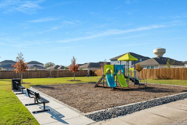 13511 Paxton, St Hedwig, TX 78152