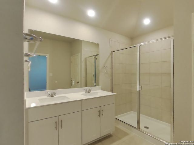 13511 Paxton, St Hedwig, TX 78152