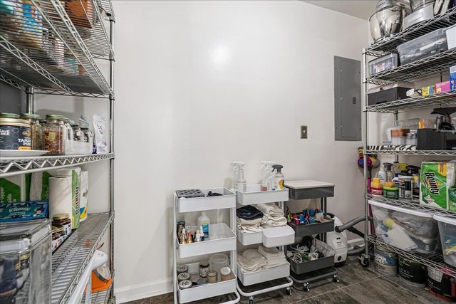 50 GROVE DALE RD, Memphis, TN 38120